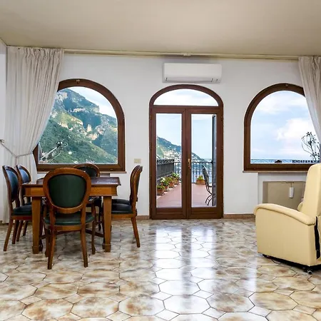 A Casa Di Antonio - De Vivo Realty