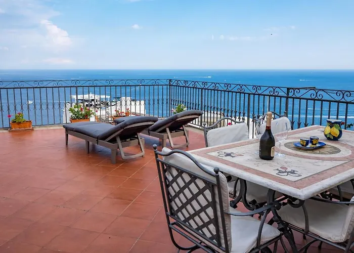 A Casa Di Antonio - De Vivo Realty Holiday home Positano