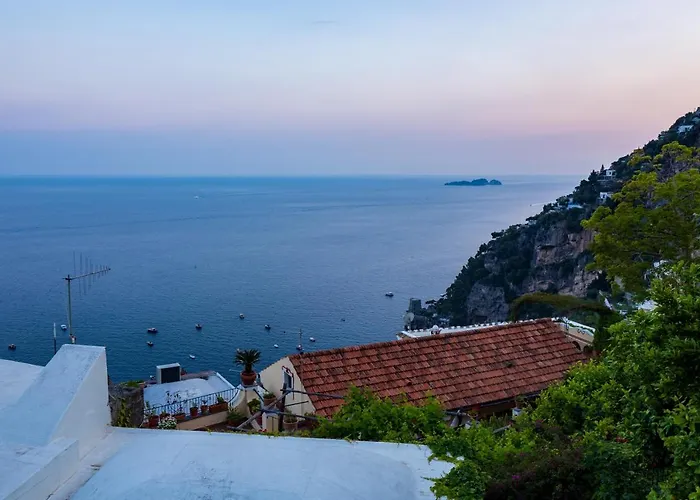 A Casa Di Antonio - De Vivo Realty Holiday home Positano